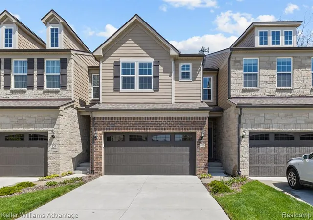 836-addison-cir-walled-lake-mi-48390/hzid_eaea6e17