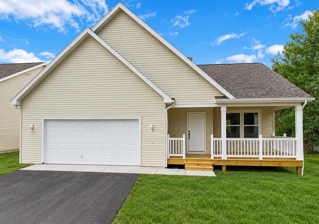2875-jade-ln-26-traverse-city-mi-49684/hzid_0c92aeec
