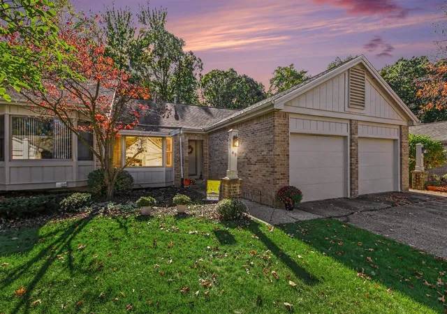 49-skyline-cir-grand-rapids-mi-49504/hzid_22b8b688