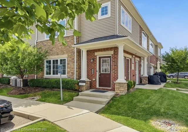 5530-arbor-chase-dr-14-ann-arbor-mi-48103/hzid_049b5ccc