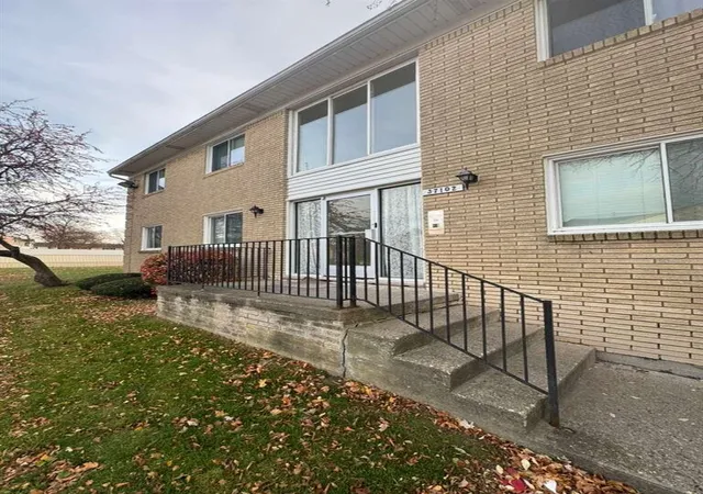37102-aberdeen-dr-10-sterling-heights-mi-48312/hzid_4339d705