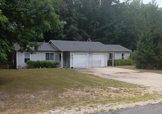 3525-3527-crocker-rd-twin-lake-mi-49457/hzid_0804ae16