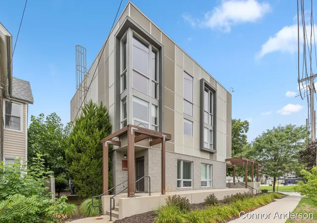 600-douglas-st-600b-grand-rapids-mi-49504/hzid_da0b9618