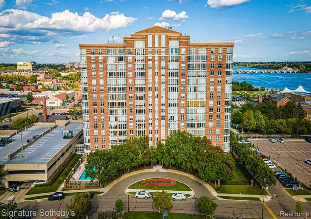 250-e-harbortown-dr-703-detroit-mi-48207/hzid_fef9d960