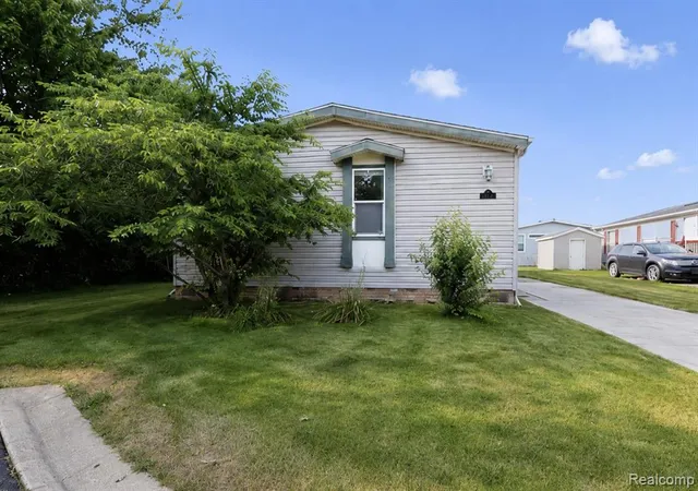 3423-green-apple-ct-carleton-mi-48117/hzid_bce5f4de