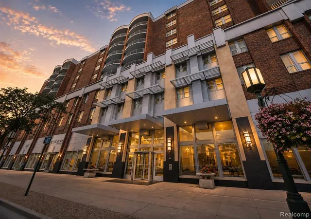 411-s-old-woodward-ave-1011-birmingham-mi-48009/hzid_4ff1634f