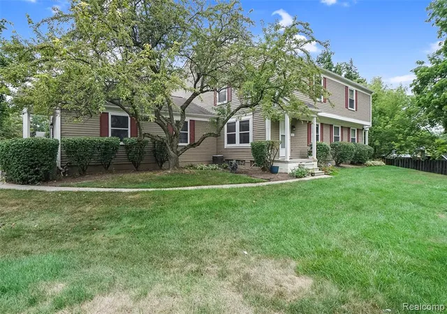 385-neptune-dr-walled-lake-mi-48390-3664/hzid_7d678186
