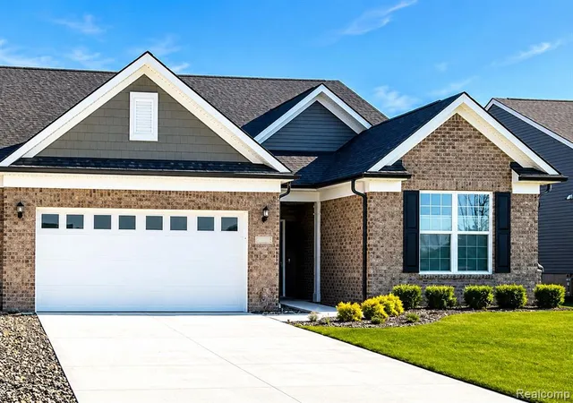 42760-arbor-dr-clinton-township-mi-48038/hzid_f55a793a