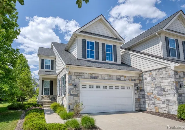 42829-cardinal-way-novi-mi-48375/hzid_a87ce65e