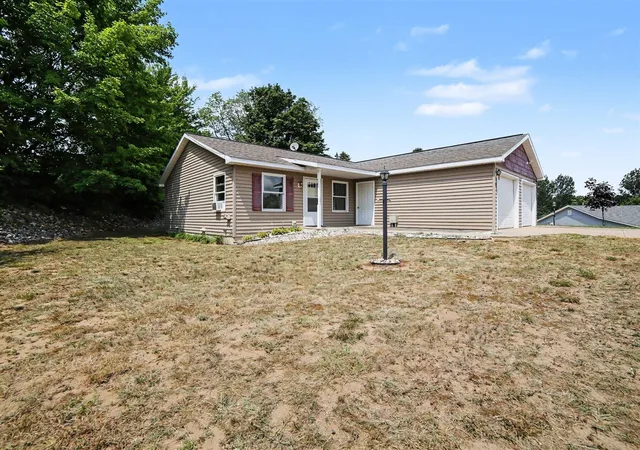 218-devonwood-dr-shelby-mi-49455/hzid_820360e4