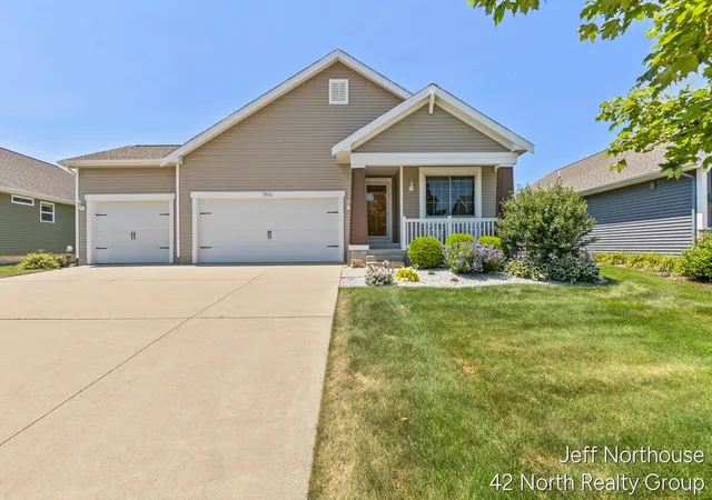 7511-traditional-ct-49-caledonia-mi-49316-7338/hzid_ab4d8bd1