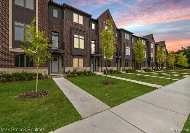 382-notre-dame-st-grosse-pointe-mi-48230/hzid_7ffc6605