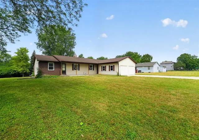 2665-ridgecroft-dr-grand-rapids-mi-49546/hzid_f3c40e4a