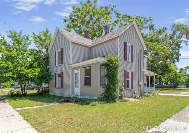1002-madison-st-grand-haven-mi-49417/hzid_a4747dd0