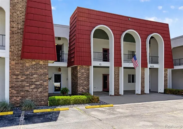 925-kennely-rd-g-106-saginaw-mi-48609/hzid_cce919d1