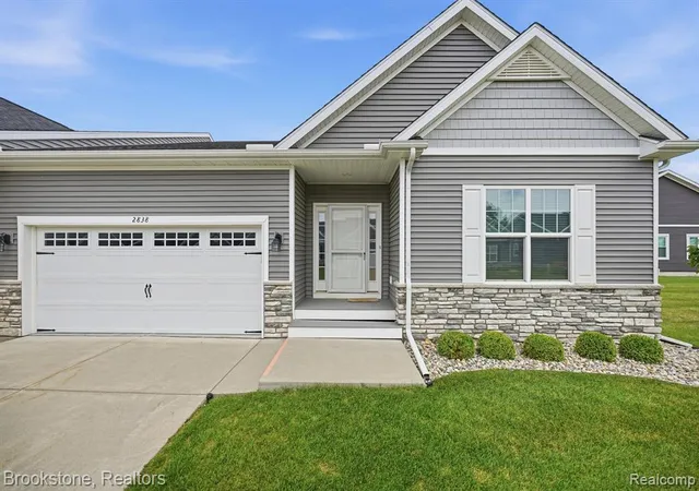 2838-blue-sky-dr-42-howell-mi-48843-9738/hzid_6958582b