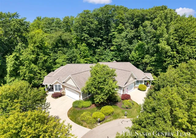 16300-riverdale-ct-38-spring-lake-mi-49456-1460/hzid_c332409b