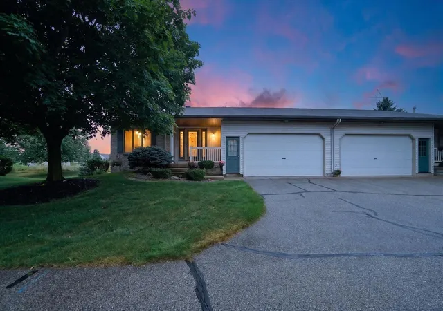 6523-wood-dora-dr-caledonia-mi-49316/hzid_5970a083