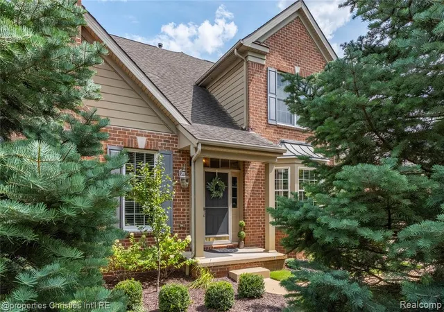 45042-broadmoor-cir-northville-mi-48168/hzid_36cddcd1