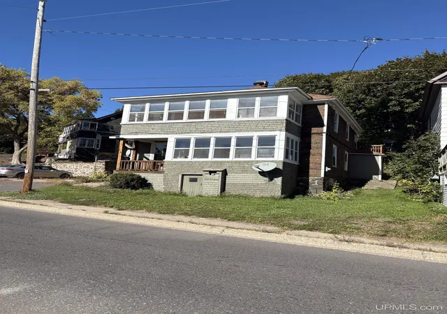 319-white-st-hancock-mi-49930/hzid_a7aa5ed1