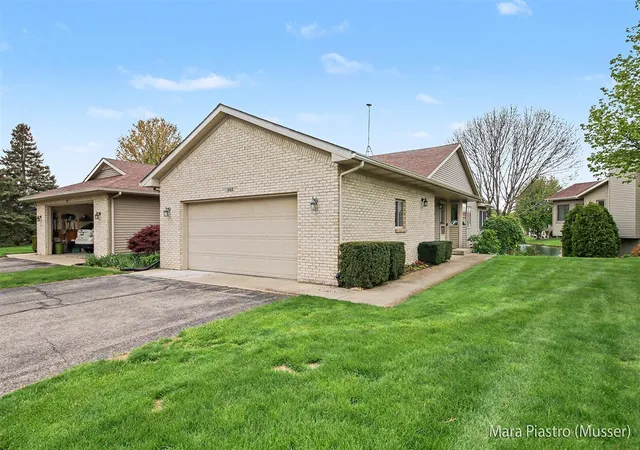 1000-amber-ridge-dr-byron-center-mi-49315/hzid_801ace7c