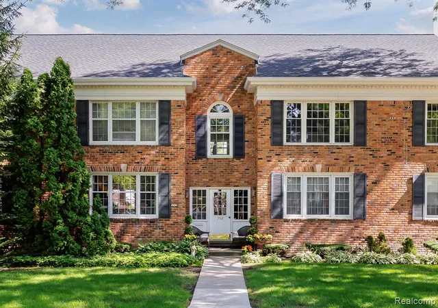 150-billingsgate-ct-unit-d-bloomfield-hills-mi-48301/hzid_72d538e8