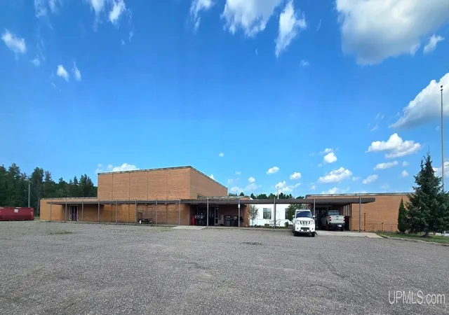 530-mitchell-st-gwinn-mi-49841/hzid_f656091c
