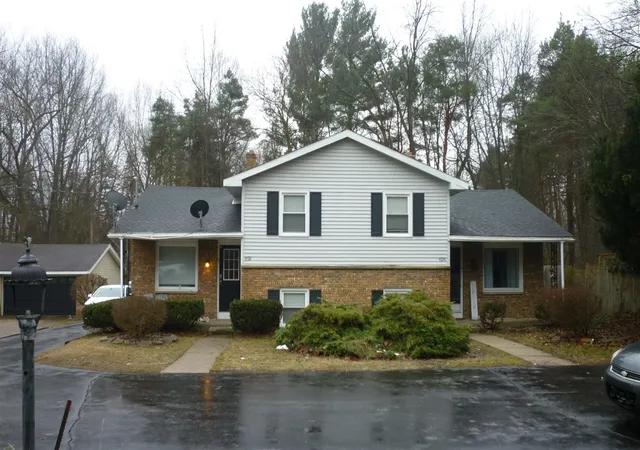 4690-burton-st-grand-rapids-mi-49546/hzid_a7f24167