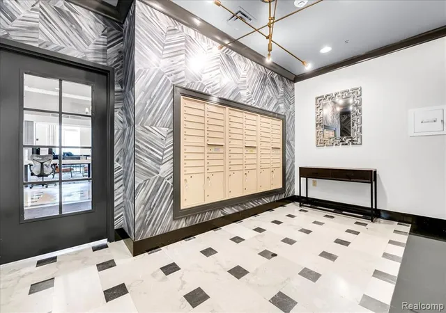 525-w-lafayette-blvd-11d-detroit-mi-48226-3122/hzid_dcb28777