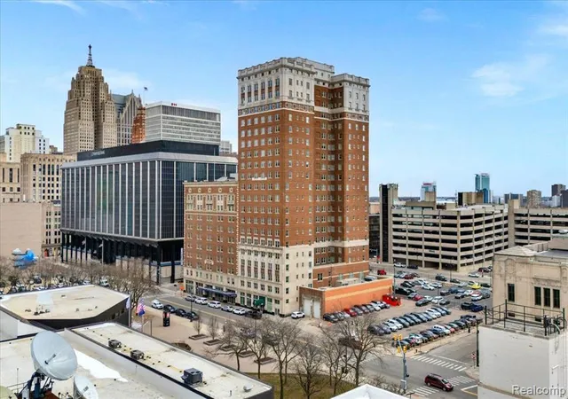 525-w-lafayette-blvd-detroit-mi-48226-3122/hzid_c88fe74b