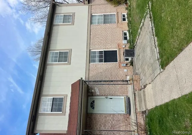35473-turner-dr-sterling-heights-mi-48312/hzid_2336923f