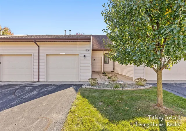 2750-stonebluff-dr-wyoming-mi-49519/hzid_58b94cbe