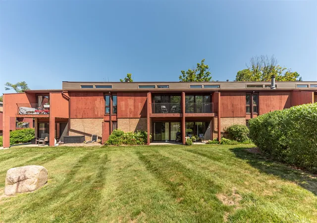 2405-packard-st-40d-ann-arbor-mi-48104/hzid_d1506d02