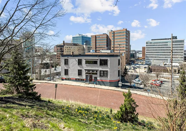 20-22-crescent-st-grand-rapids-mi-49503/hzid_4fa358de
