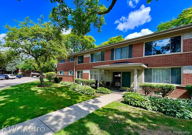 850-n-adams-rd-6-birmingham-mi-48009/hzid_547aa069