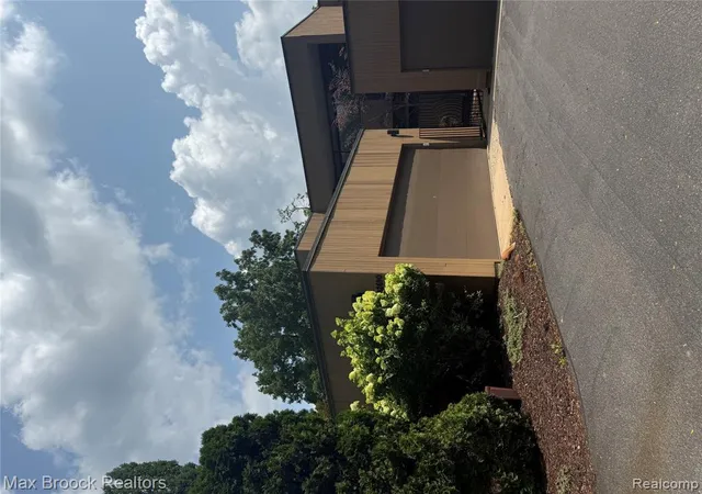32690-ravine-dr-franklin-mi-48025/hzid_9e80eefa