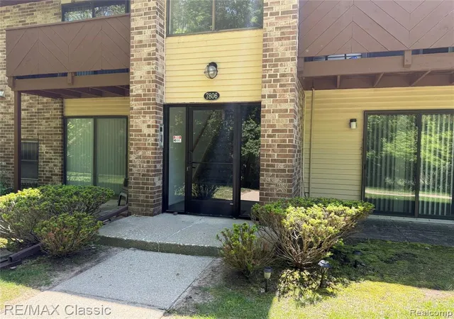 7806-manor-cir-203-westland-mi-48185-6513/hzid_4669f74a