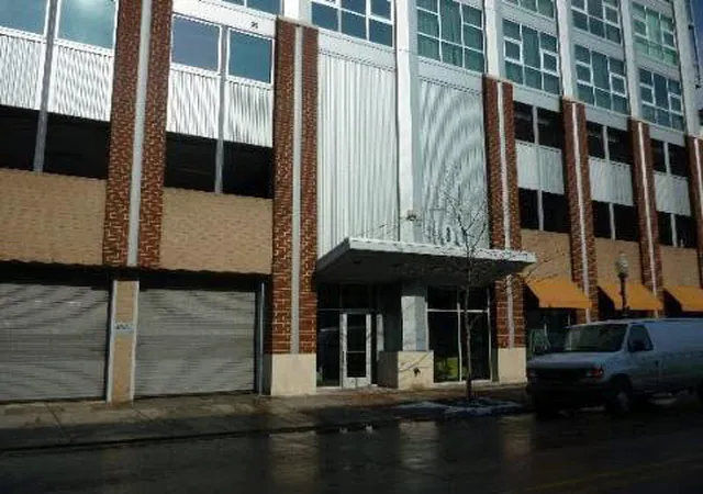 100-west-5th-street-royal-oak-mi-48067/hzid_f8bcf49c