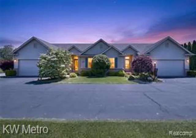 717-koreys-cir-blissfield-mi-49228/hzid_70c65156