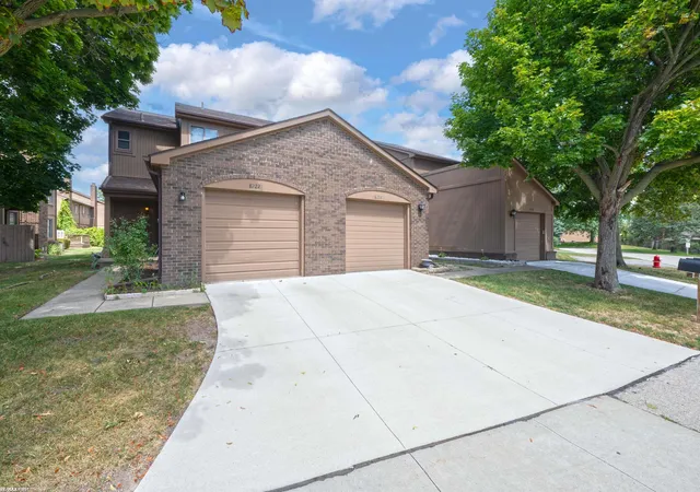 8224-clay-court-court-11-sterling-heights-mi-48313/hzid_c3d6d5ce