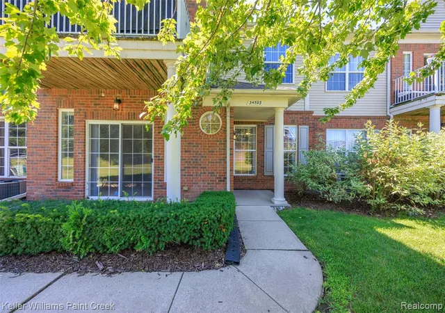34593-northrup-dr-new-baltimore-mi-48047/hzid_8b0a5ae6