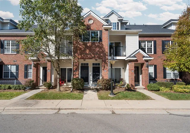 331-scio-village-ct-ann-arbor-mi-48103-9142/hzid_d7bdee96