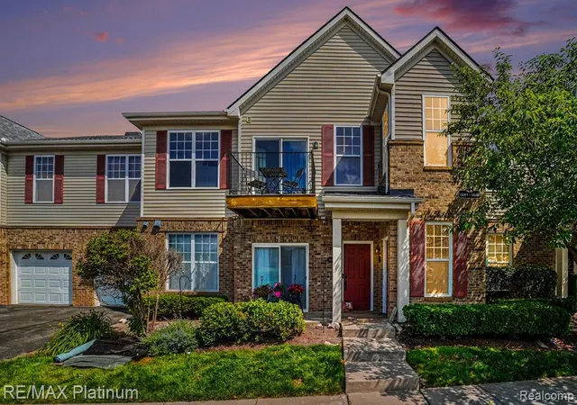10217-crossview-trail-howell-mi-48855/hzid_3515790e