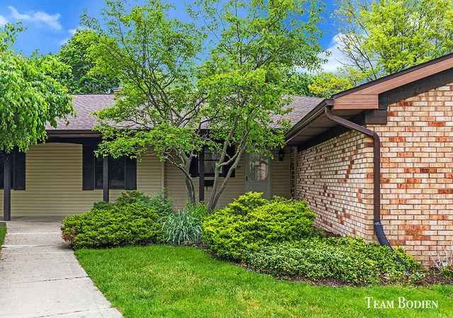 201-bona-vista-dr-21-grand-rapids-mi-49504/hzid_dcb88f0c