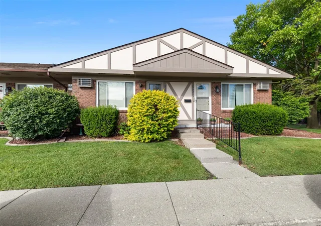 25352-potomac-dr-7-south-lyon-mi-48178-1046/hzid_01869129