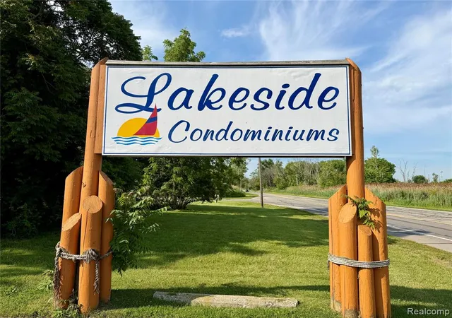 29589-jefferson-ave-15-gibraltar-mi-48173/hzid_dba8ce25