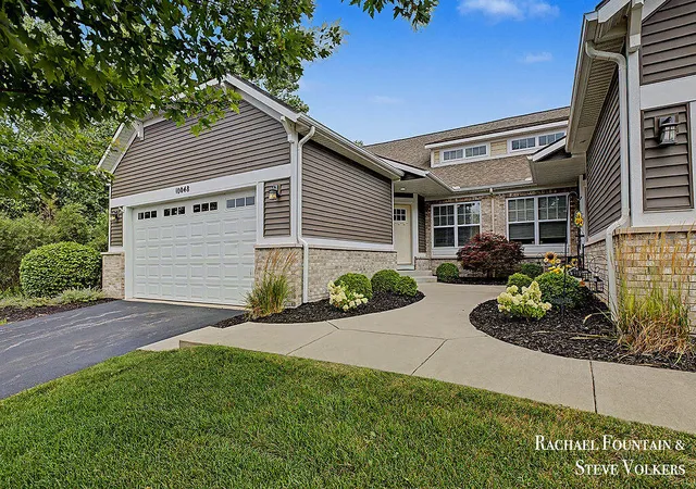 10048-s-crossroads-cir-caledonia-mi-49316/hzid_1f1db356