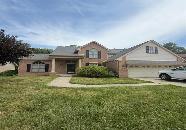 610-clairpointe-woods-dr-detroit-mi-48215/hzid_8de4586d