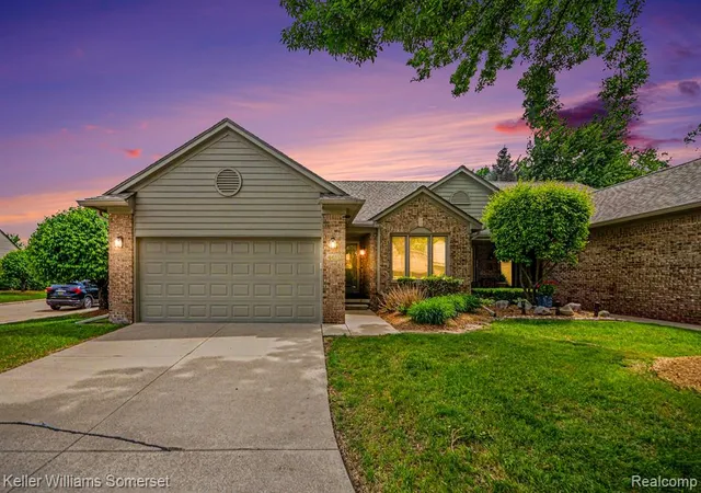 4432-thornwood-ct-warren-mi-48092-6108/hzid_14b62ad2