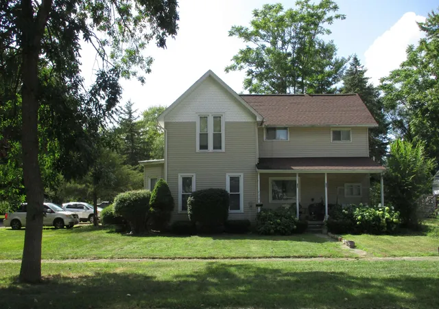 242-s-east-st-vassar-mi-48768/hzid_ccb02b1f